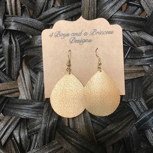 Handmade leather earrings