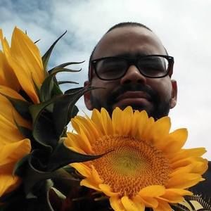 Meet your Posher, Gustafa