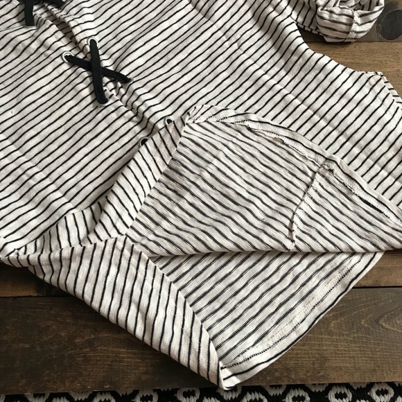 🏅1 LEFT🏅Cross Back Top - Picture 5 of 5