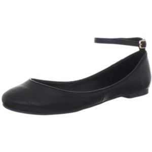 STEVE MADDEN ANKLE STRAP FLATS