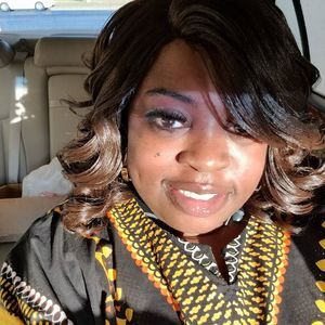 Meet your Posher, Kendra