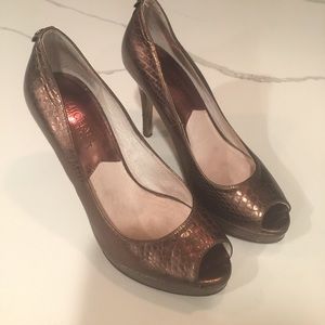 Michael kors peep toe heels