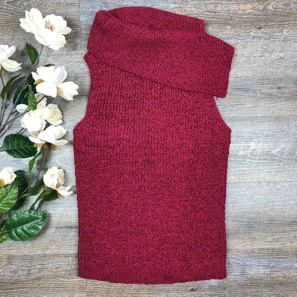 Harold’s Quality Apparel Sleeveless Knit Sweater