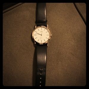 Stainless steel water resistant watch