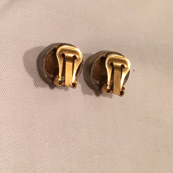 Clip On Earrings - Picture 3 of 4