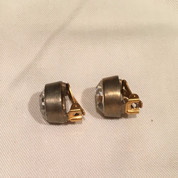 Clip On Earrings - Picture 4 of 4