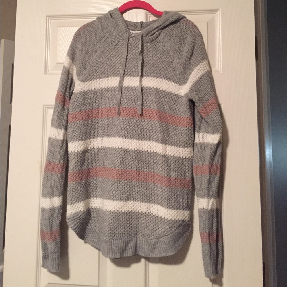 Comfy grey winter sweater