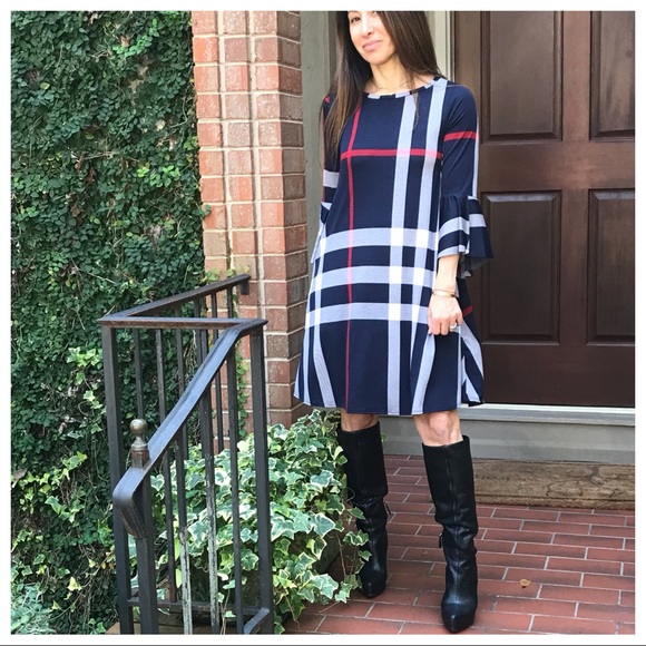 ✨LAST ONE ✨Navy blue plaid side pocket swing dress - Picture 2 of 4