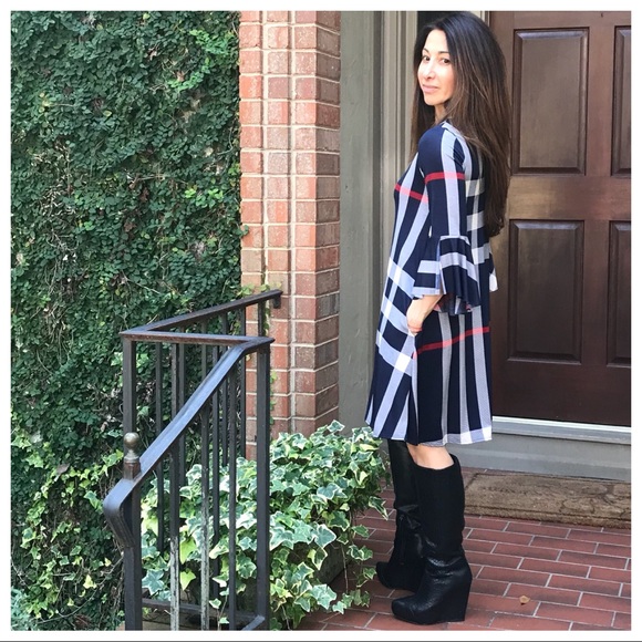 ✨LAST ONE ✨Navy blue plaid side pocket swing dress - Picture 3 of 4