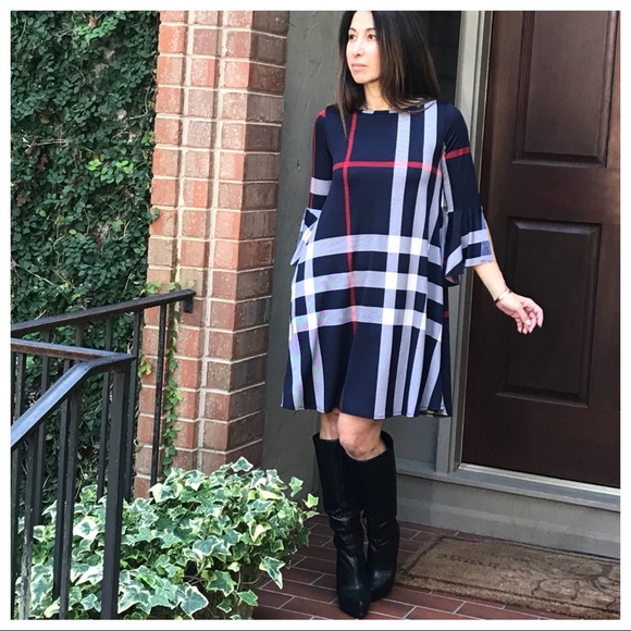 ✨LAST ONE ✨Navy blue plaid side pocket swing dress - Picture 4 of 4