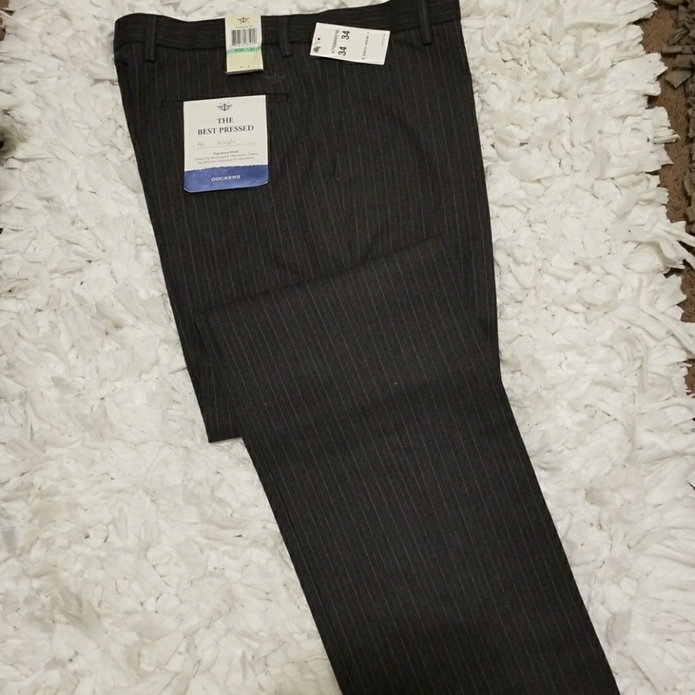Dockers Pinstriped Straight Fit Signature Khaki
