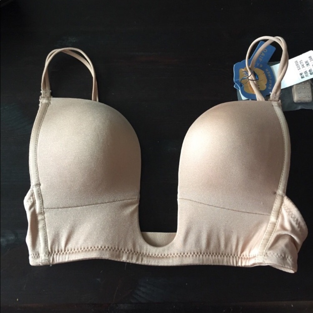 Low front bra