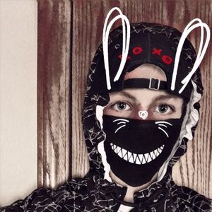 Meet your Posher, Miles