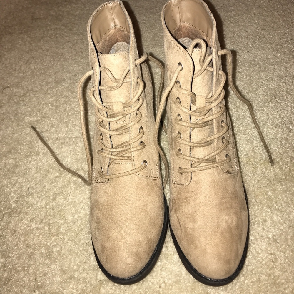 Tan booties - Picture 2 of 3