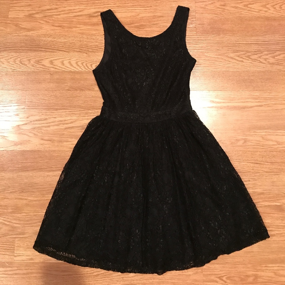 Black lace dress