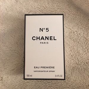 Chanel No 5