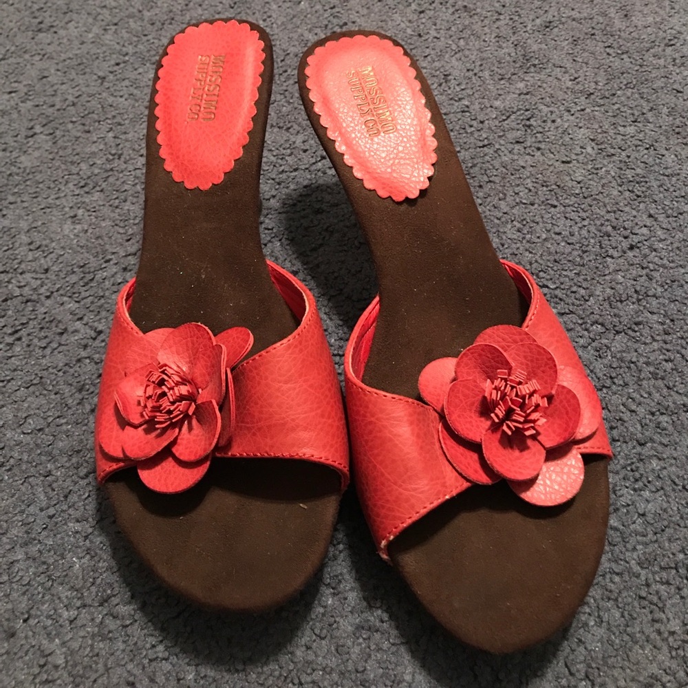 Mossimo supply company heels