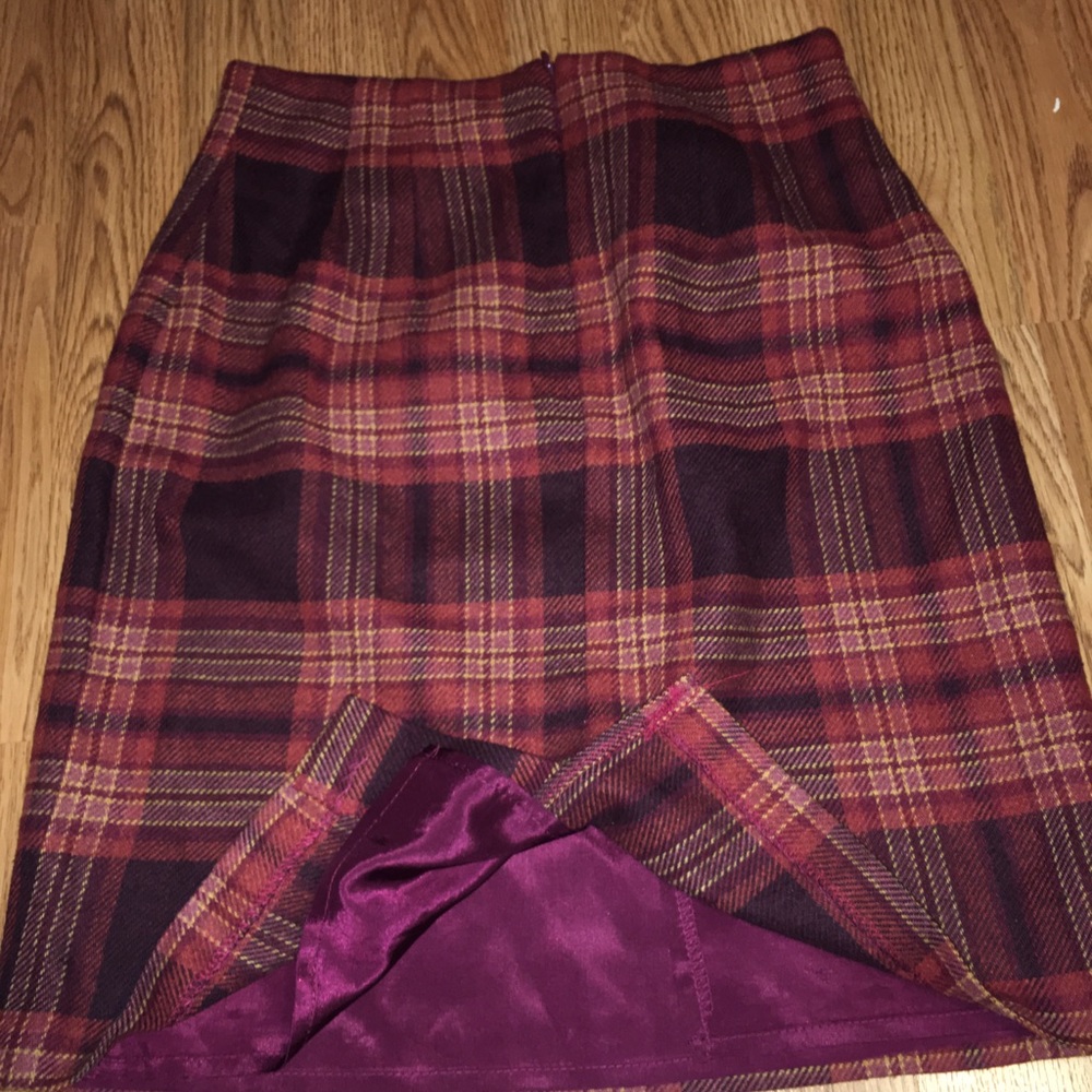 Wool knee length skirt fall colors great