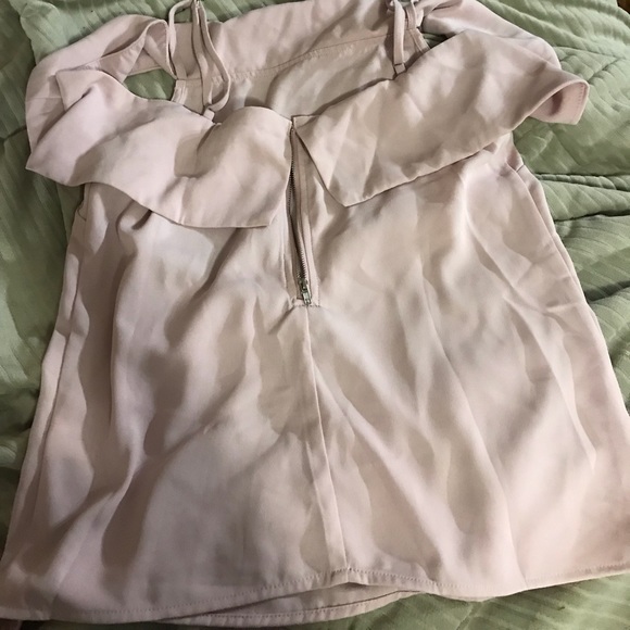 Blush off the shoulder top - Picture 2 of 2