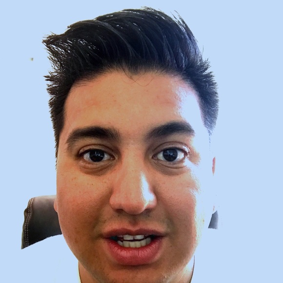 Meet your Posher, Enrique - Picture 1 of 1