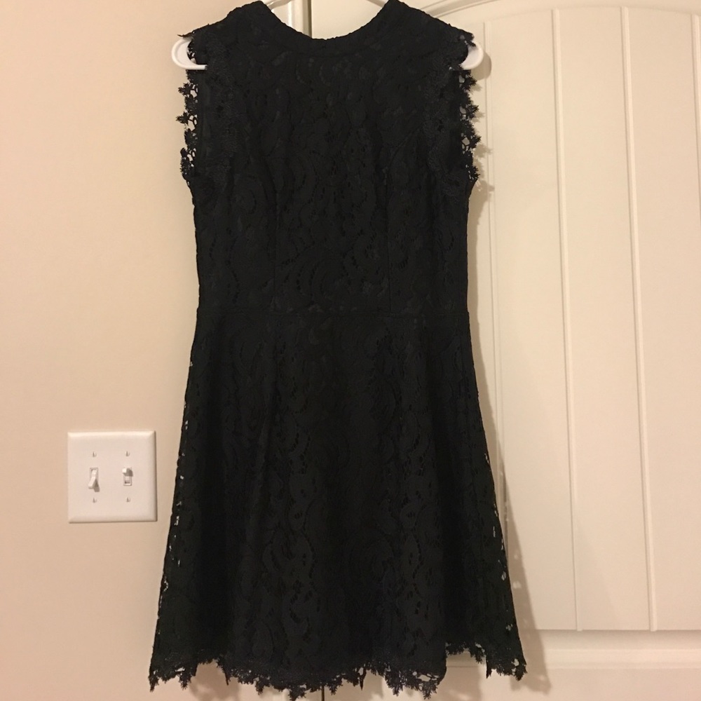 NWT Francesca's Black Lace Dress with Open Back!