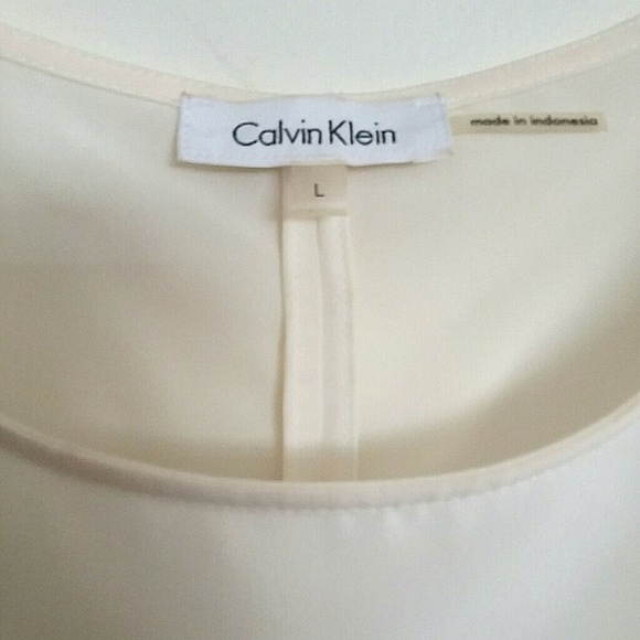 Calvin Klein Off White Blouse - Picture 5 of 5