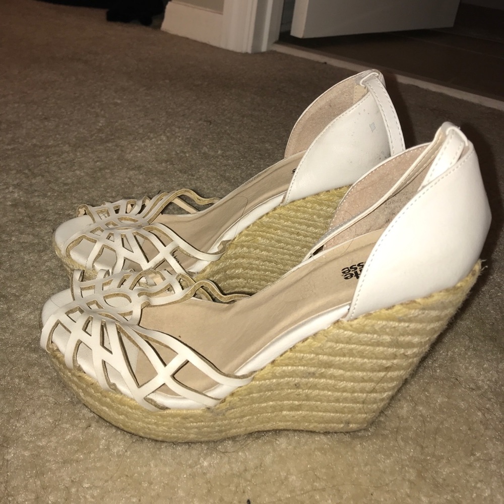 Wedges - Picture 1 of 1