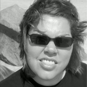 Meet your Posher, Lori