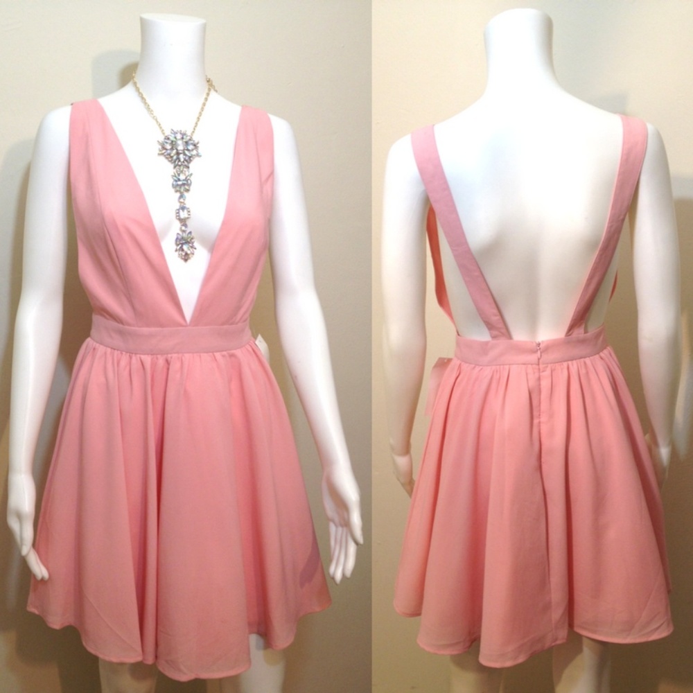 SOLD. Tobi Blush Pink Dress - Picture 1 of 4