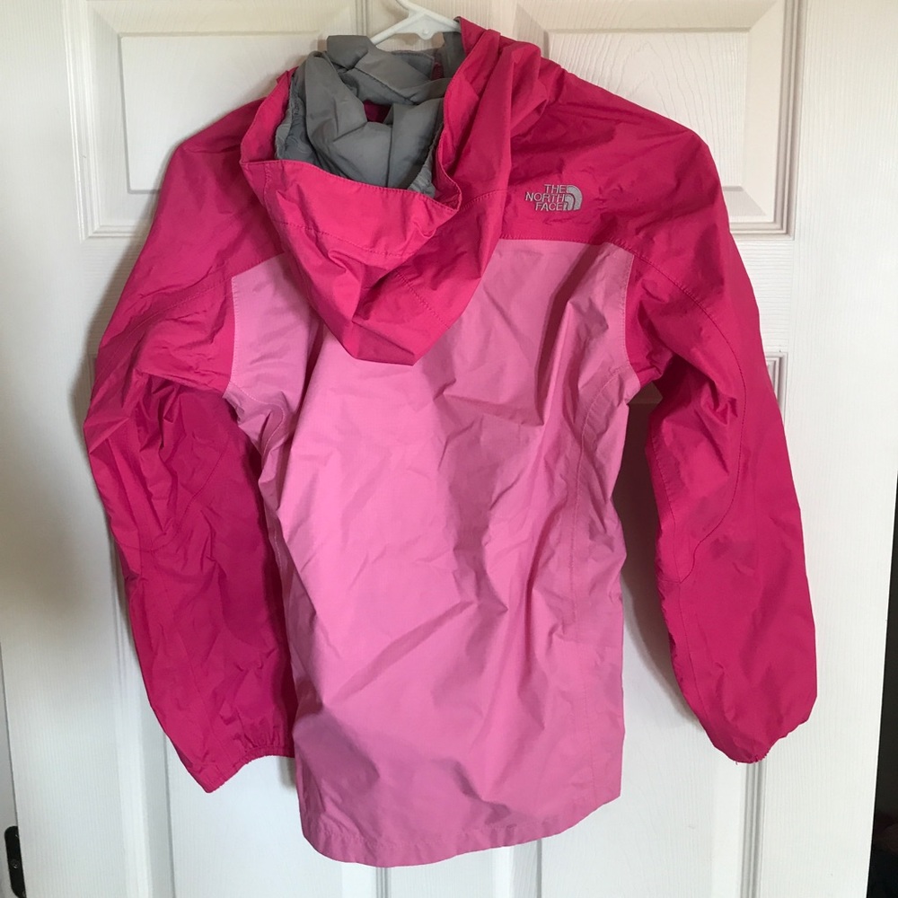 Northface rain jacket - Picture 3 of 3