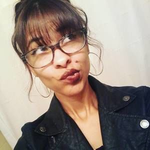 Meet your Posher, Celia