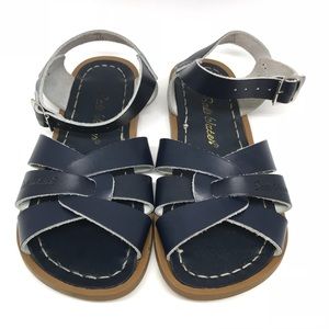 Salt Water sandals leather in navy blue *like new*