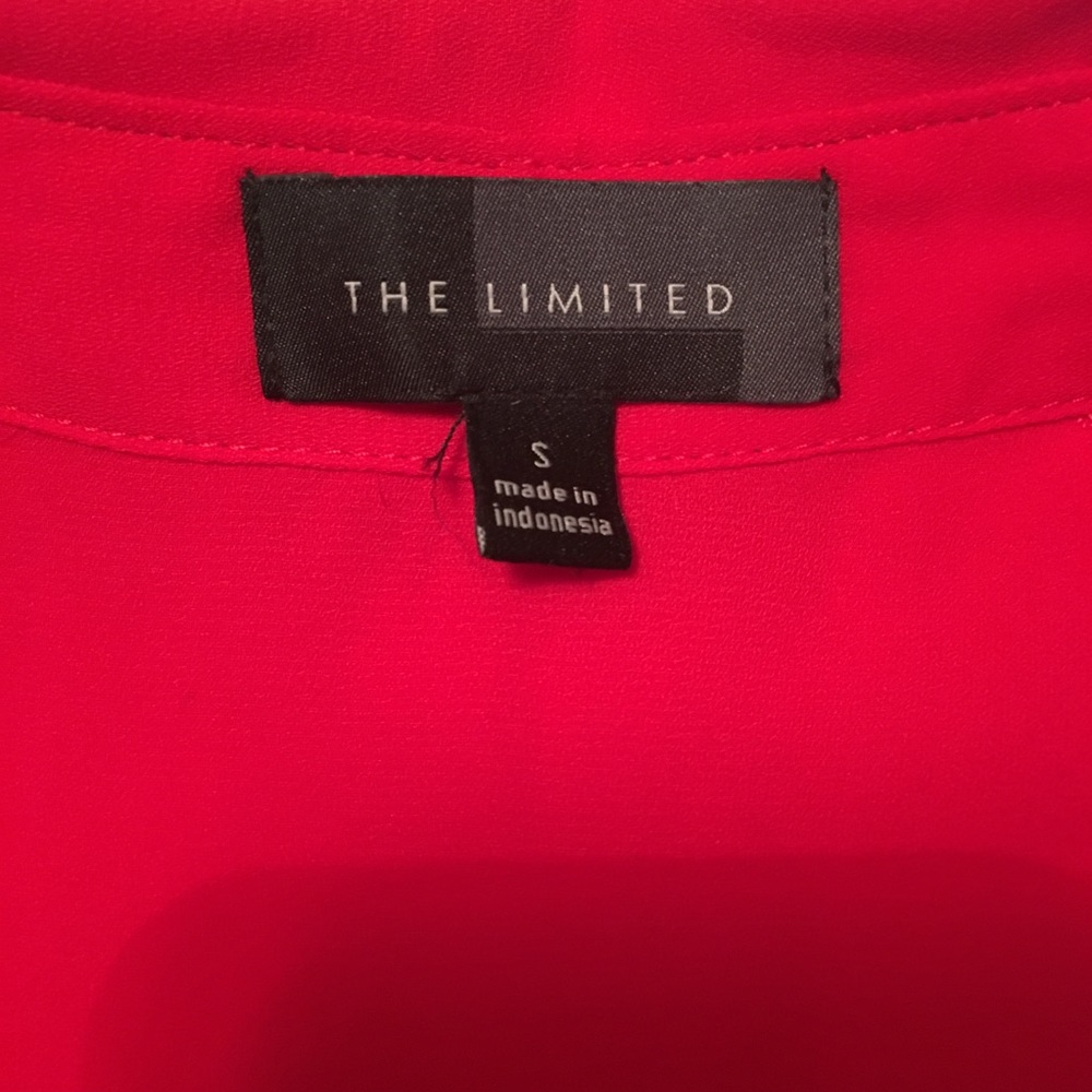 The limited red button down - Picture 2 of 3