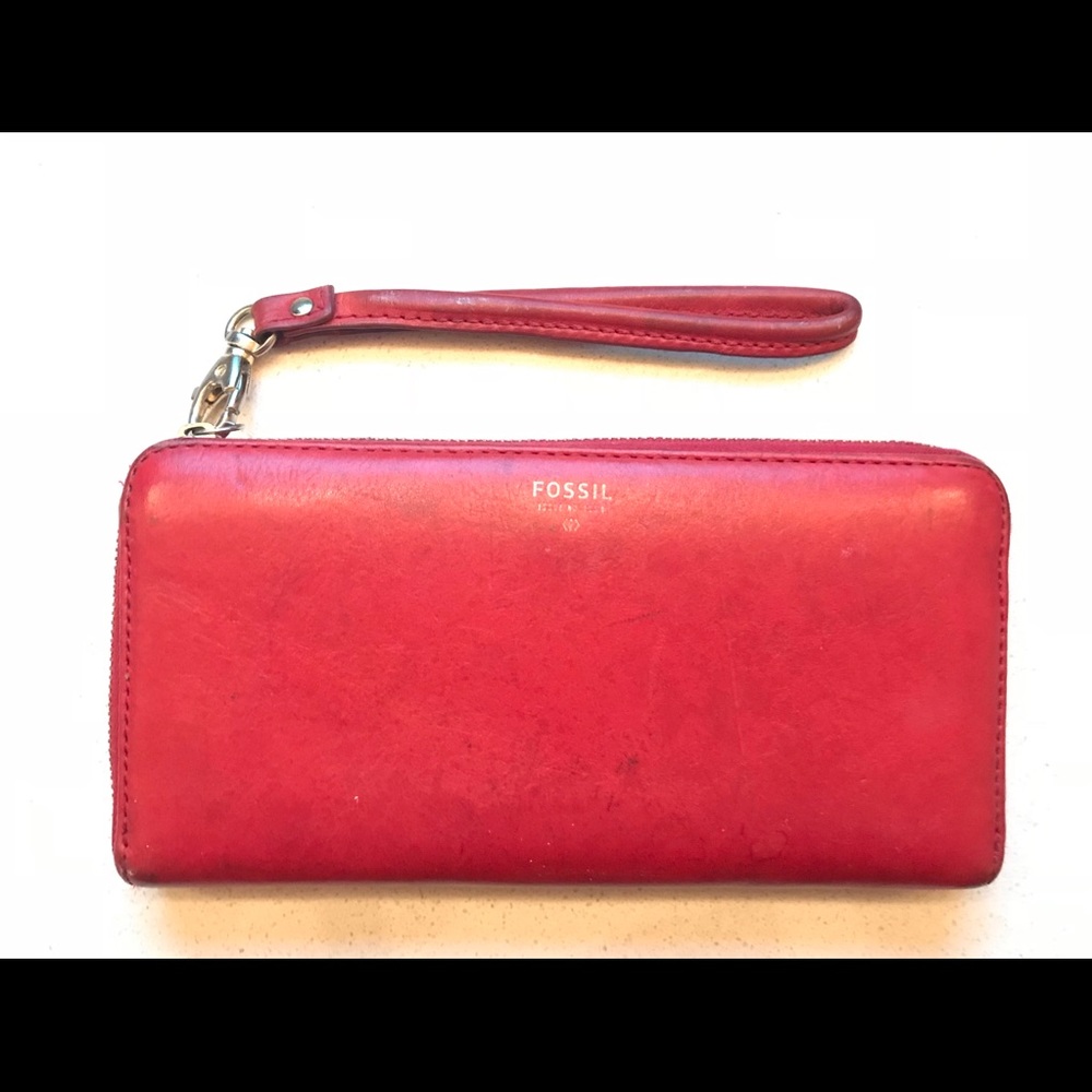 Red Leather Fossil Zipper Wallet