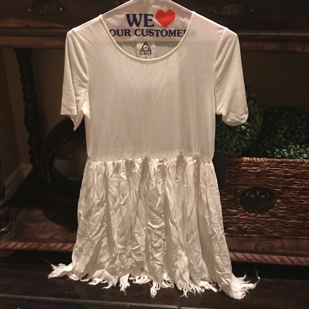 White dress shear top price drop 🔴🔻