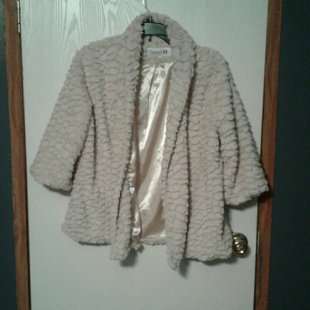 FOREVER 21 sweater