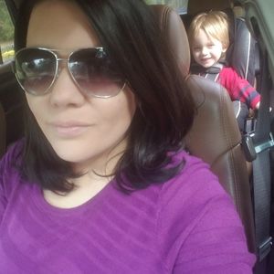 Meet your Posher, Ashley