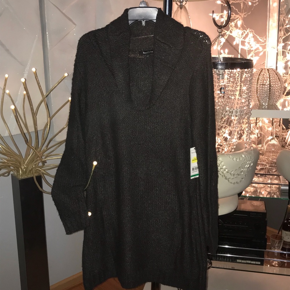 Price SLASH Long scoop neck sweater
