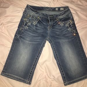 Kids miss me Bermuda shorts