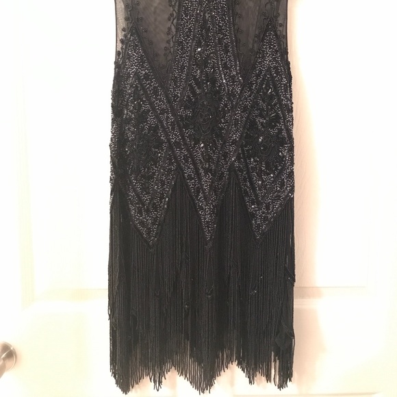 Formal 1920s-styled flapper dress - Picture 3 of 6