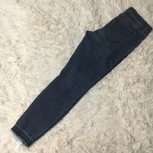 Ankle length jeans
