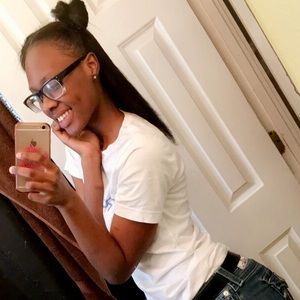 Meet your Posher, Chaquita