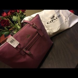 Prim Rose Coach Purse