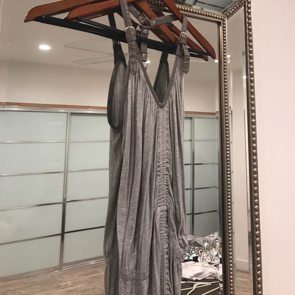 Maxi dress size small gray color