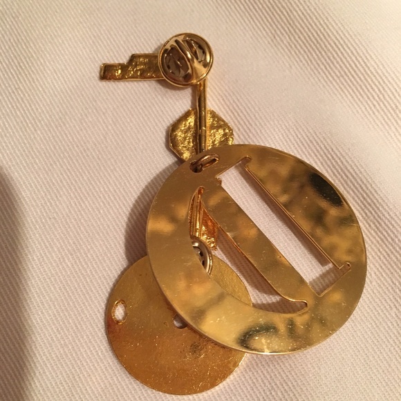 Donna Karan New York Brooch - Picture 2 of 3