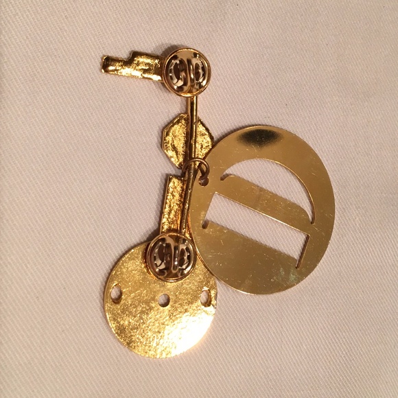 Donna Karan New York Brooch - Picture 3 of 3