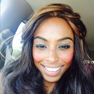 Meet your Posher, Tiasha