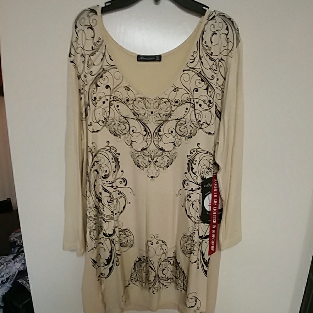 MiracleSuit Cream and Black Tunic