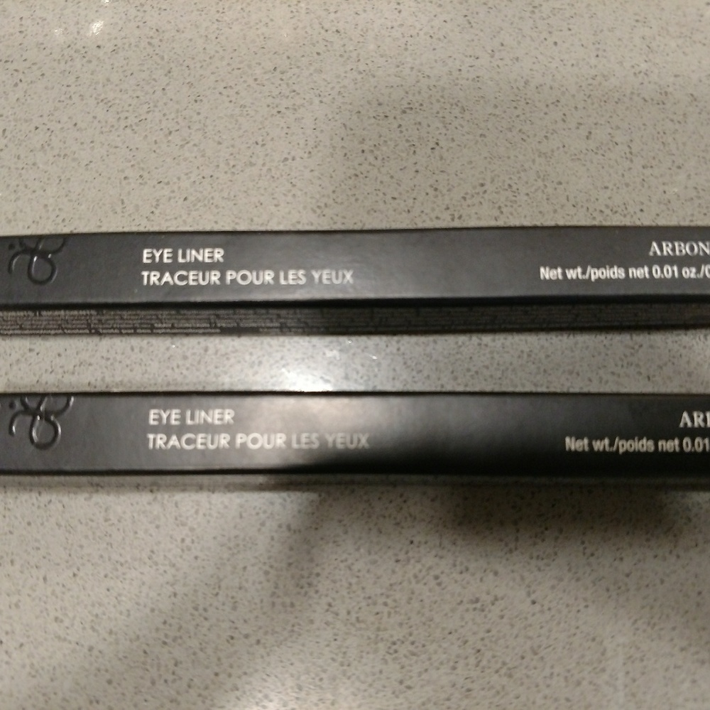 Arbonne Eye Liner