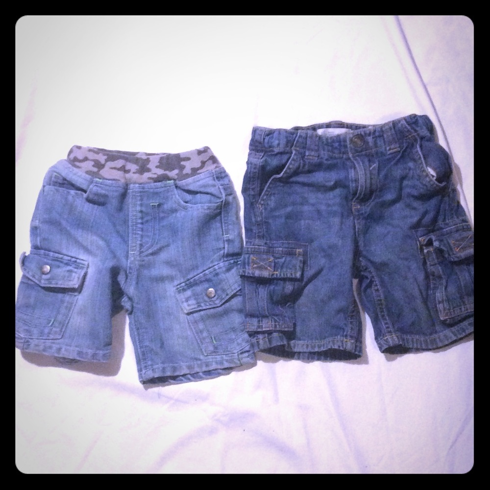 2 pairs boys shorts